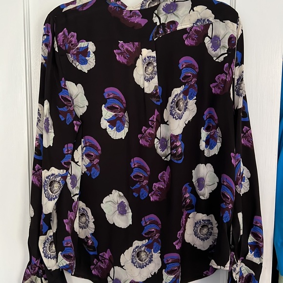 J.Crew Size 14 Silk Blend Button Down Moody Floral Blouse. - Picture 4 of 5
